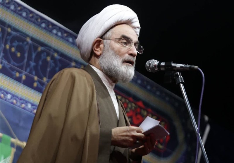 ذره‌ای از اقتدار ایران پس از شهادت رهبر انقلاب کم نشد