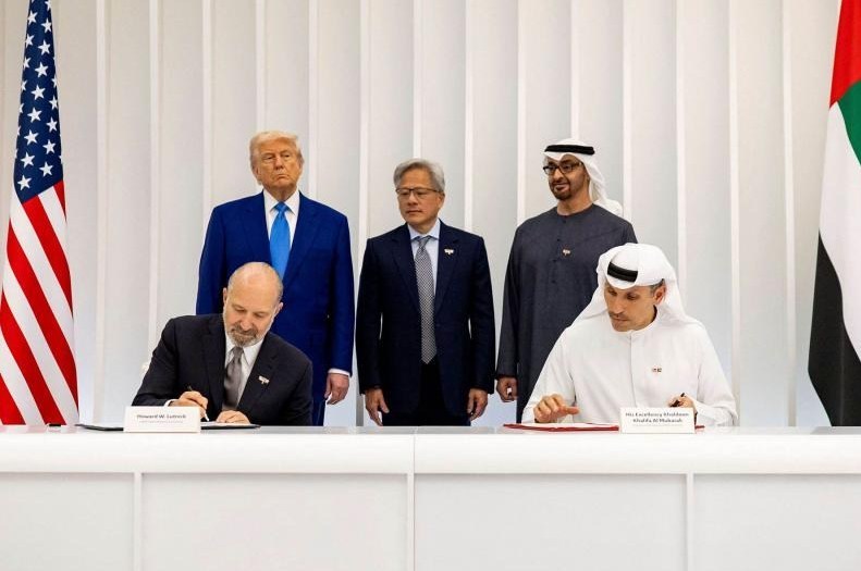 هوش مصنوعی , جنگ آمریکا و رژیم صهیونیستی علیه ایران , عملیات وعده صادق 4 , خلیج فارس , کشور امارات متحده عربی , کشور بحرین , کشور آمریکا , 