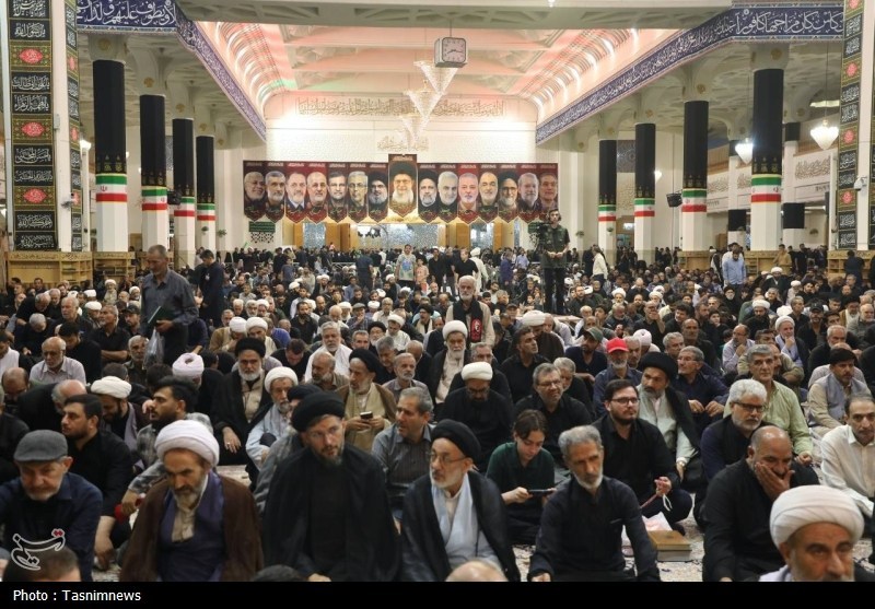 بزرگداشت رهبر شهید انقلاب از سوی آیتالله مکارم شیرازی برگزار شد+ عکس آیت الله مکارم شیرازی , رهبر انقلاب , شهید امام خامنه ای (ره) , حضرت معصومه (س) ,