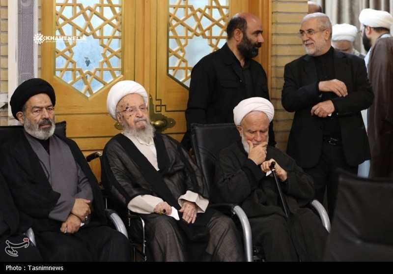 بزرگداشت رهبر شهید انقلاب از سوی آیتالله مکارم شیرازی برگزار شد+ عکس آیت الله مکارم شیرازی , رهبر انقلاب , شهید امام خامنه ای (ره) , حضرت معصومه (س) ,