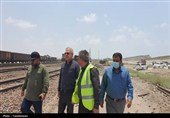 بازدید استاندار هرمزگان  از مناطق آسیب‌دیده  در حمله  آمریکا