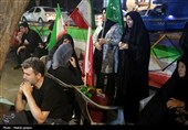 یاوران رضوی در هفتمین روز تدفین امام شهید امت