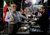 یاوران رضوی در هفتمین روز تدفین امام شهید امت