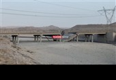 تصاویری از حملات آمریکا‌ به پل‌ها و تونل در محورهای مواصلاتی هرمزگان