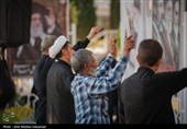 محفل انس با قرآن کریم به یاد امام شهید ایران در گلزار شهدای کرمان
