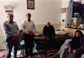 تکریم خانواده‌های معظم شهدا در شهرستان بوشهر