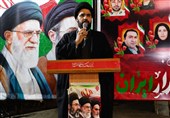 هرگونه وحدت شکنی در شرایط کنونی آب ریختن به آسیاب دشمن است