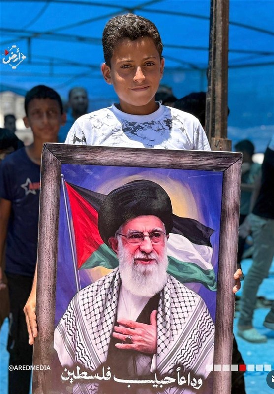 جنگ آمریکا و رژیم صهیونیستی علیه ایران , تشییع امام شهید , آیتالله سید علی خامنهای , نوار غزه , کشور فلسطین , شهید امام خامنه ای (ره) , بدرقه آقای شهید ایران , تشییع رهبر شهید ,