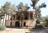 از طاق‌های خشتی تا سقف‌های چوبی؛مرمت خانه منصوری در ملایر