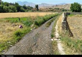 تاراج منابع آبی فشیان چرام در کانال‌های فرسوده