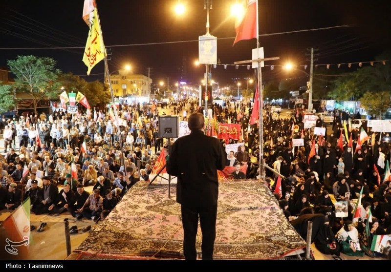خروش شبانه یاسوجیها در سنگر خیابان؛ 141 شب فریاد علیه استکبار+تصاویر شهید امام خامنه ای (ره) , اخبار یاسوج ,