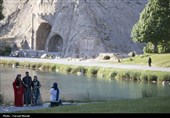 مسافران تابستانی در طاقبستان