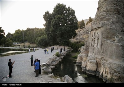 مسافران تابستانی در طاقبستان