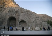 مسافران تابستانی در طاقبستان