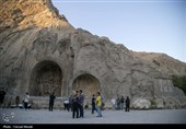 مسافران تابستانی در طاقبستان