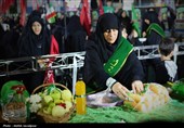 قاب‌هایی از بزرگ‌ترین سفره جهانی حضرت رقیه(س) در رشت