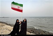 زنجیره انسانی «جان‌فدایان خلیج‌فارس» در بندرعباس