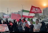 زنجیره انسانی «جان‌فدایان خلیج‌فارس» در بندرعباس