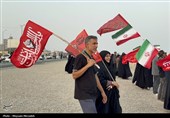 زنجیره انسانی «جان‌فدایان خلیج‌فارس» در بندرعباس