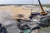 خسارت حملات موشکی آمریکا به پل های بندر خمیر - هرمزگان