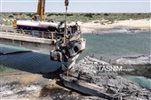 خسارت حملات موشکی آمریکا به پل های بندر خمیر - هرمزگان