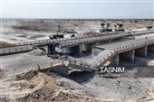 خسارت حملات موشکی آمریکا به پل های بندر خمیر - هرمزگان