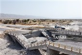 خسارت حملات موشکی آمریکا به پل های بندر خمیر - هرمزگان