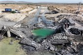 خسارت حملات موشکی آمریکا به پل های بندر خمیر - هرمزگان