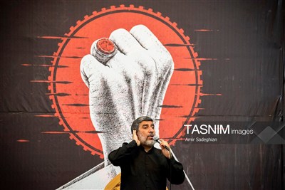 مراسم بزرگداشت رهبر شهید انقلاب در حرم مطهر حضرت شاهچراغ (ع)