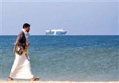مصدر عسکری یمنی: عودة 6 سفن بعد إعلان الحظر البحری على العدو السعودی