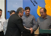 تجلیل از خدمات‌رسانی شهرداری‌ها و دهیاری‌های بوشهر در ایام جنگ