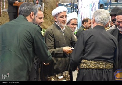 ماموستا کریمی: شهدا چراغ راه ملت‌اند؛ پاسداشت خون آنان وظیفه همگانی