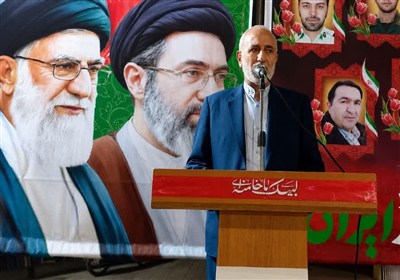 ملت ایران همانند مکتب عاشورا در برابر ظلم و تجاوز تسلیم نخواهد شد
