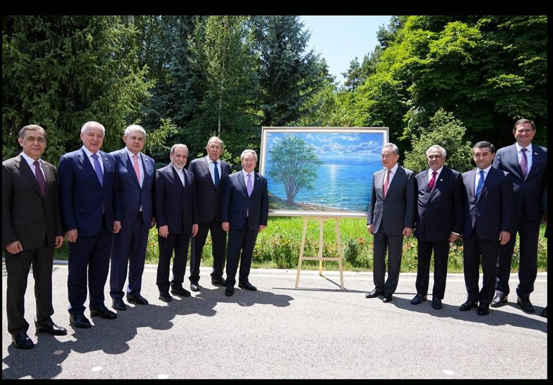 Iranian FM Holds Talks with SCO Counterparts on Bilateral, Regional Issues