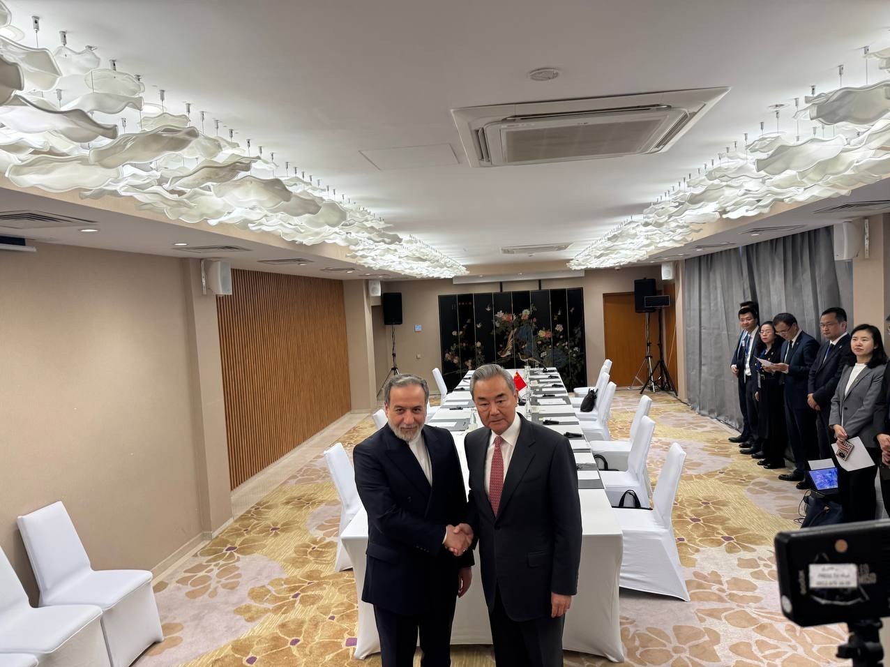 کشور چین , جمهوری اسلامی ایران , سید عباس عراقچی , 