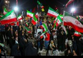 زنجیره انسانی اصفهانی‌ها در دفاع از کوه کلنگ نطنز و حمایت از جنوب کشور