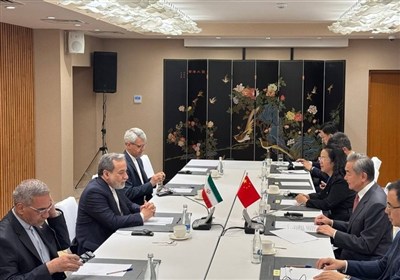 Аракчи: нестабильность в Ормузском проливе вызвана нарушением обязательств со стороны США