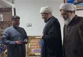 خانوادههای شهدا نماد وحدت و همدلی همه مذاهب در مسیر انقلاب هستند