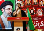 دشمن به دنبال ایجاد تردید است/ملت ایران استوار می‌ماند