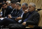 نشست صمیمی وزیر فرهنگ و ارشاد اسلامی با اصحاب فرهنگ، هنر، رسانه و قرآن اردبیل