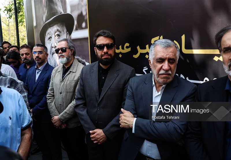 اکبر عبدی , 