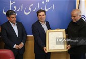 نشست استاندار اردبیل و رئیس مجمع خیرین مدرسه‌ساز کشور به روایت تصویر