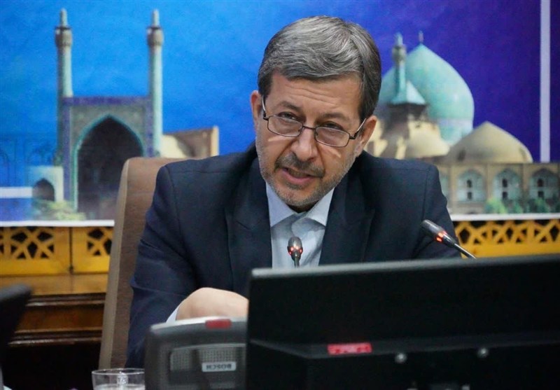 استاندار اصفهان: نیازمند نهضت نوآورانه برای ترویج ایثار هستیم