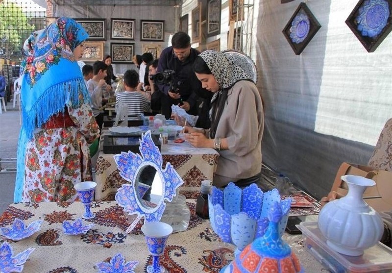 نمایشگاه صنایع دستی در مجموعه جهانی شیخ صفی الدین اردبیلی
