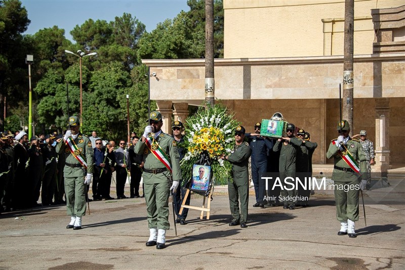 تشییع پیکر سرتیپ دوم خلبان شهید محمد کاظمی - شیراز