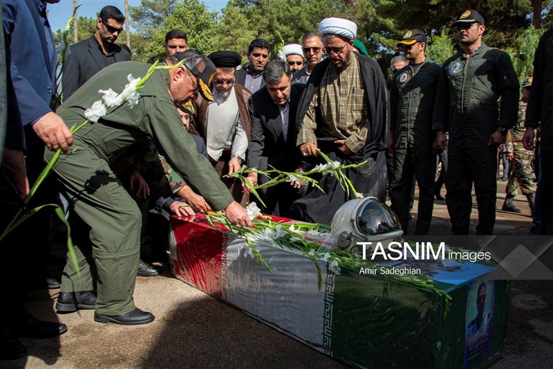 تشییع پیکر سرتیپ دوم خلبان شهید محمد کاظمی - شیراز