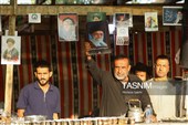 پیاده روی زائرین اربعین حسینی به یاد رهبر شهید انقلاب