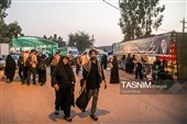 عبور شبانه زائران اربعین حسینی از مرز خسروی