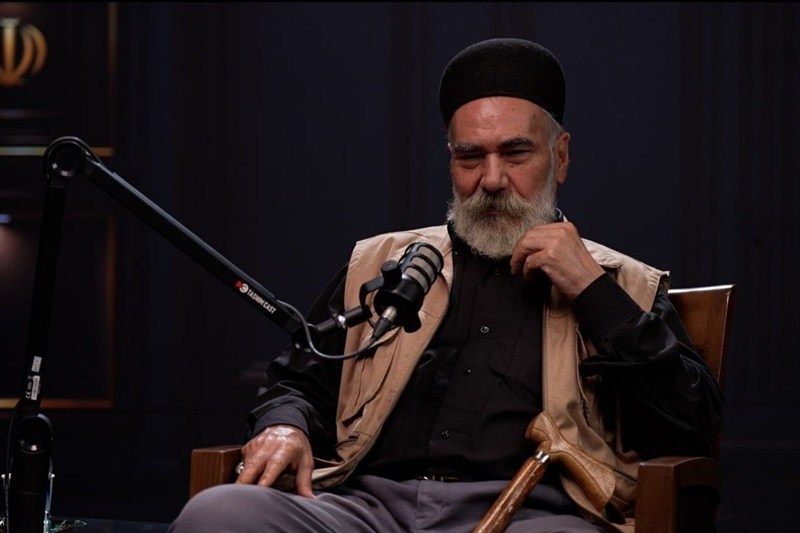 ببینید|شعرخوانی یوسفعلی میرشکاک در رثای امام حسین(ع)