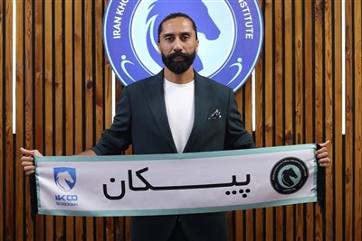 باقری در پیکان ماند